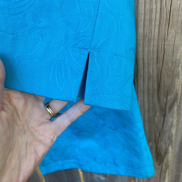 🩵 HOST PICK 🩵 3/4 Sleeves Lightweight Blue Coat - Picture 5 of 10